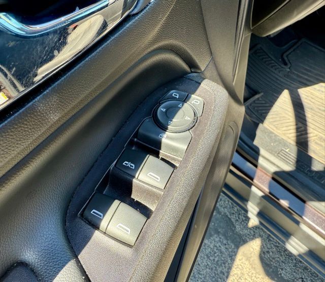 2020 Chevrolet Equinox LT photo 4