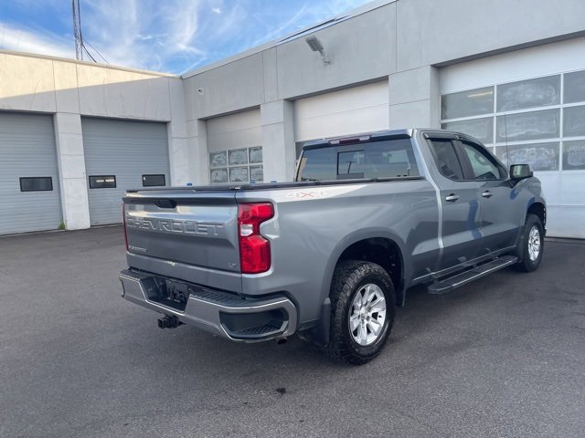 2019 Chevrolet Silverado 1500 LT photo 3