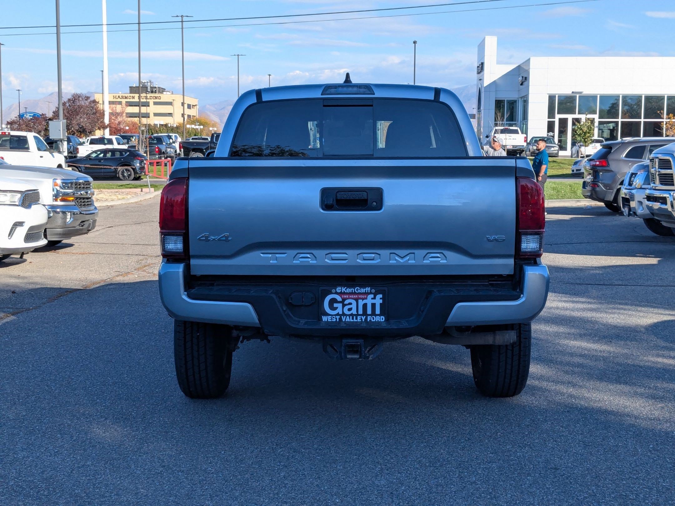 2022 Toyota Tacoma SR5 photo 4