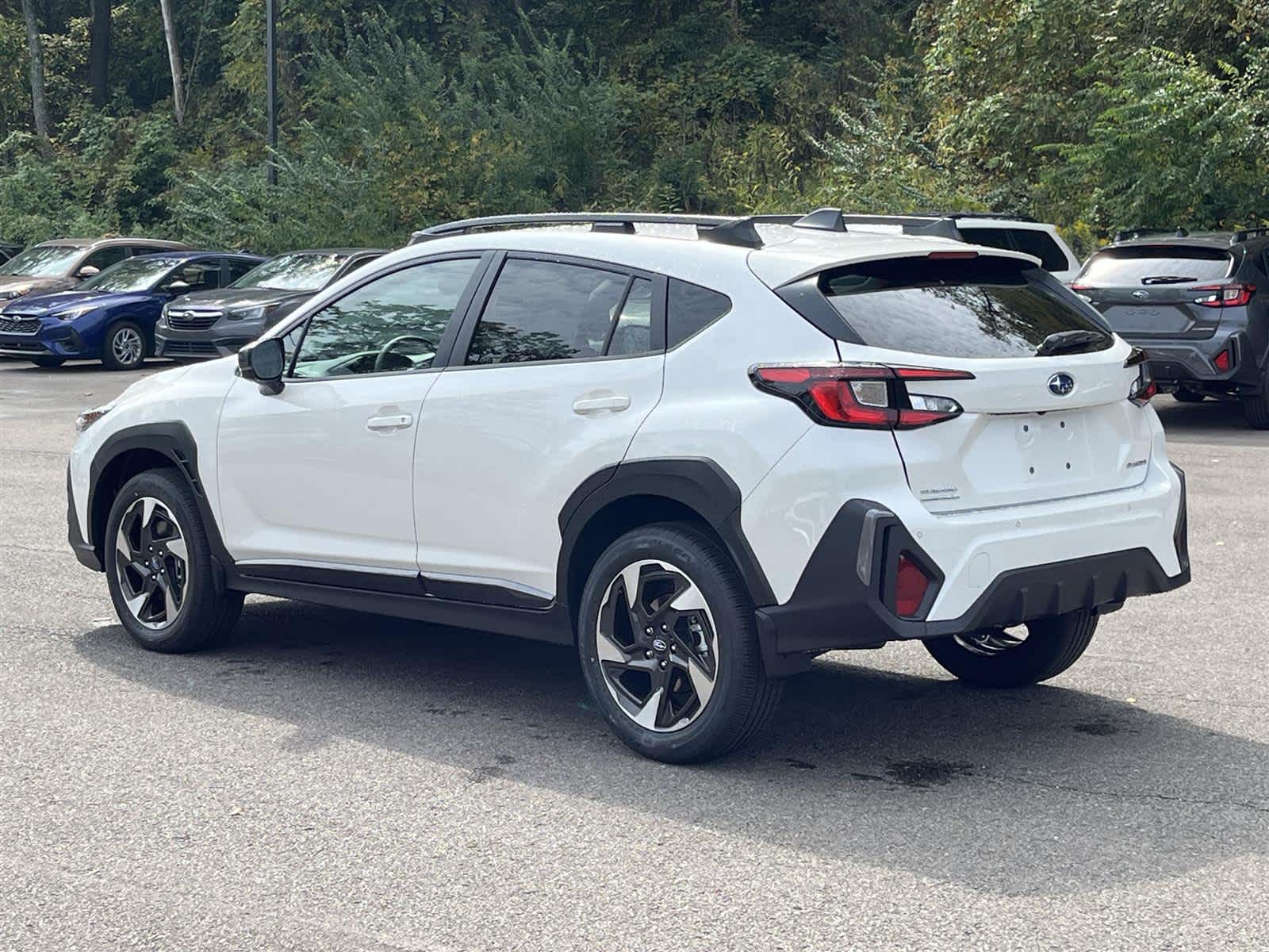 2025 Subaru Crosstrek Premium photo 2