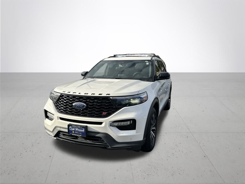 2021 Ford Explorer ST photo 2