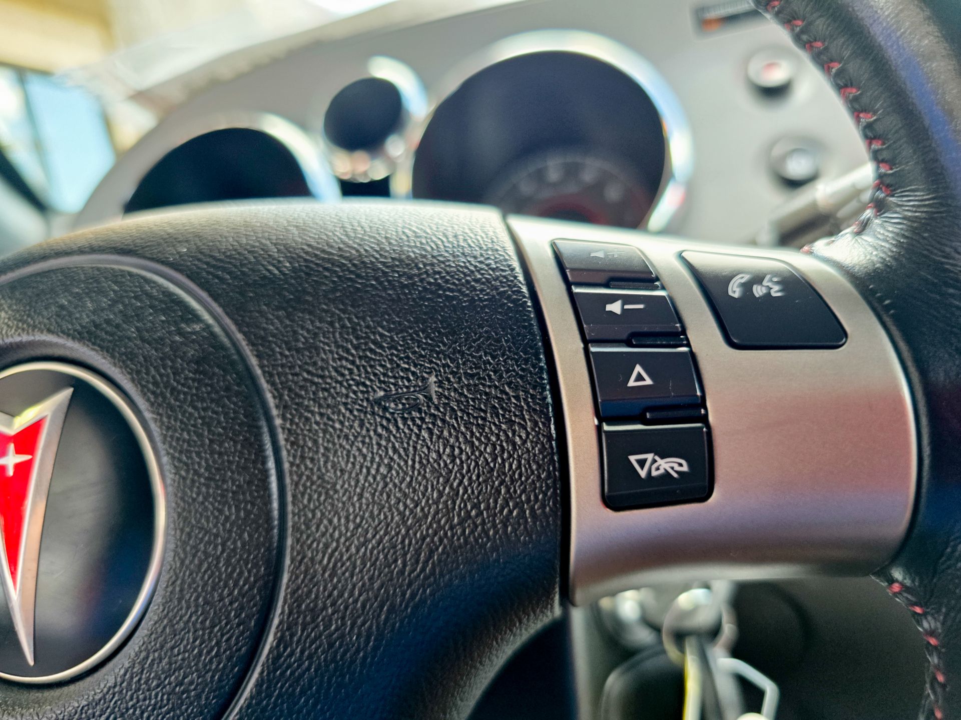 2009 Pontiac Solstice photo 26