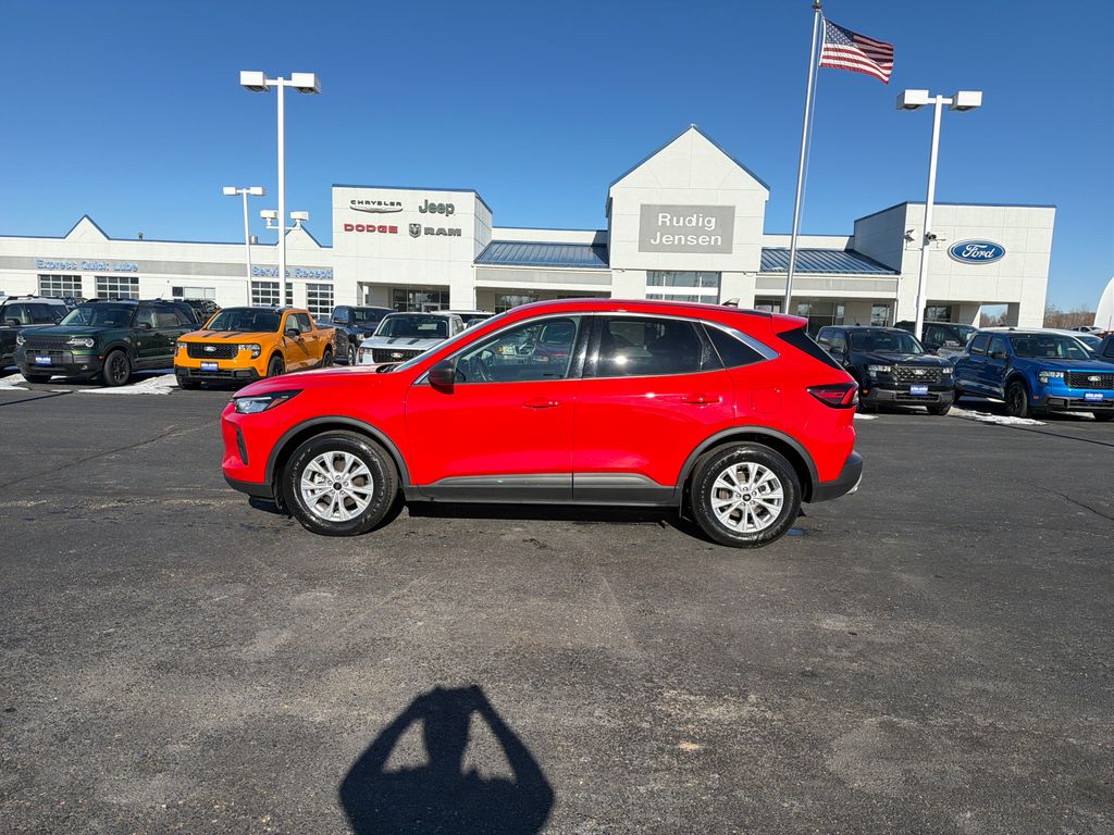 Used 2024 Ford Escape Active with VIN 1FMCU0GN7RUA44680 for sale in New Lisbon, WI
