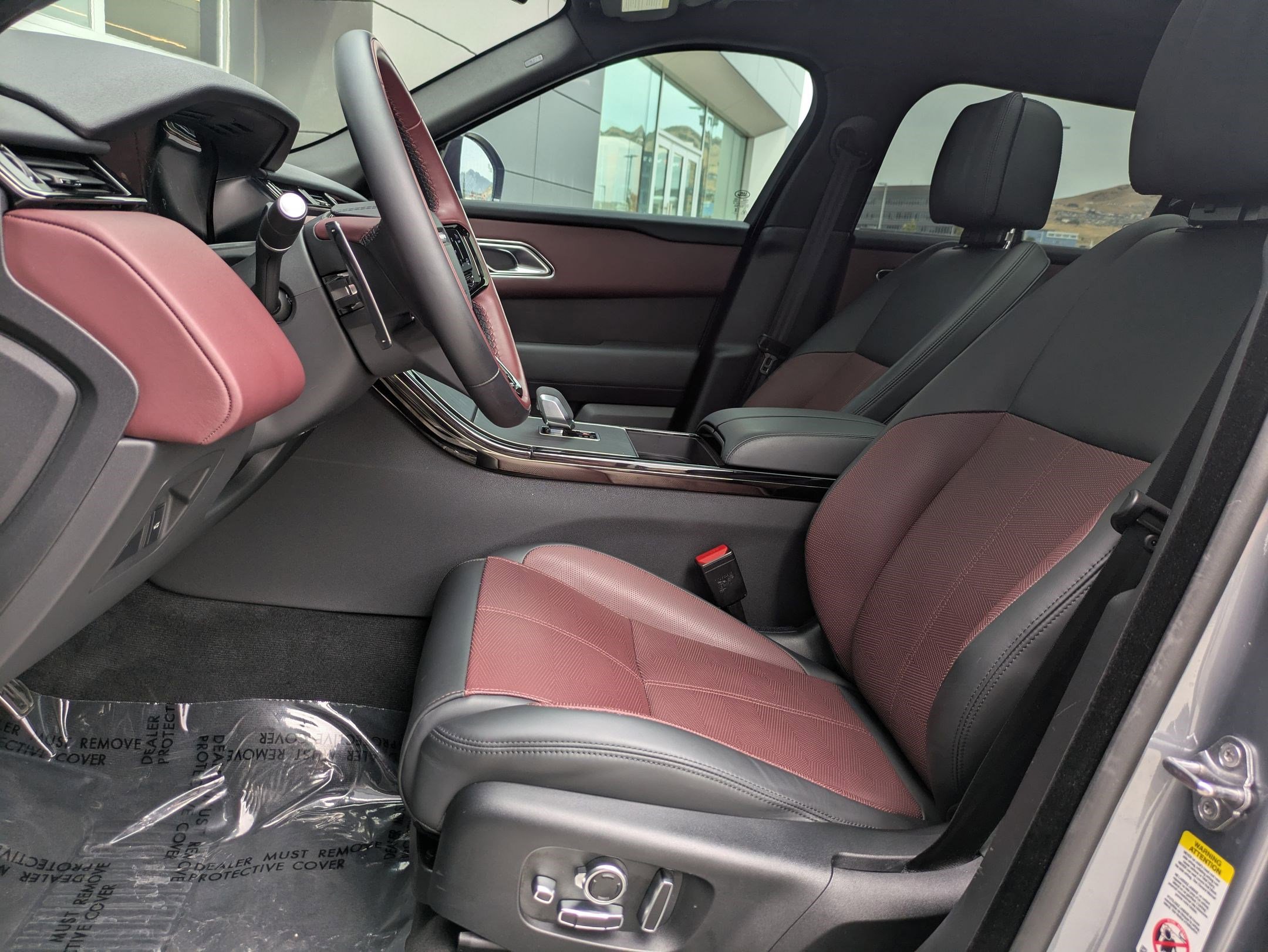 2024 Land Rover Range Rover Velar P400 Dynamic HSE photo 22