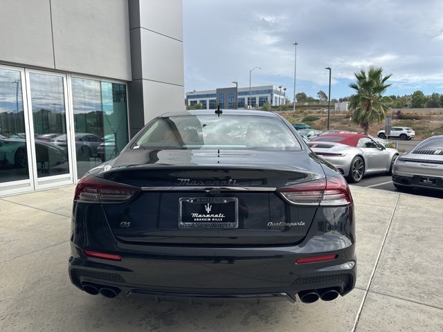 2022 Maserati Quattroporte Modena photo 6