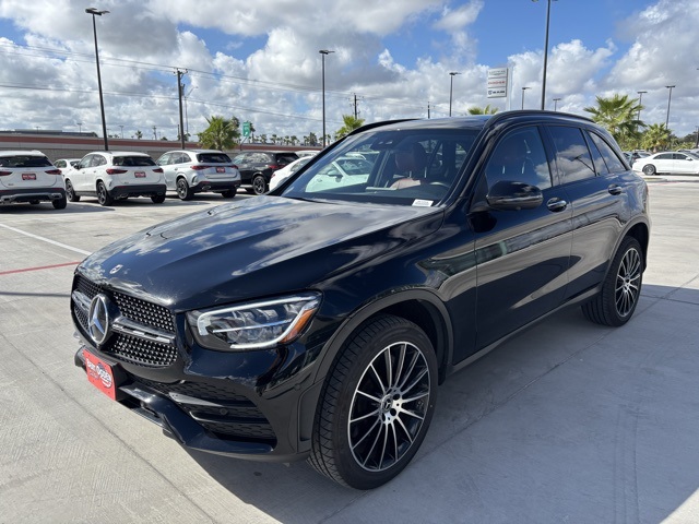 2022 Mercedes Benz GLC 300 photo 3