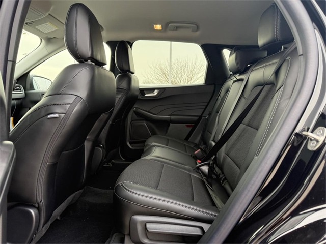 2025 Ford Escape Plug-In Hybrid photo 5