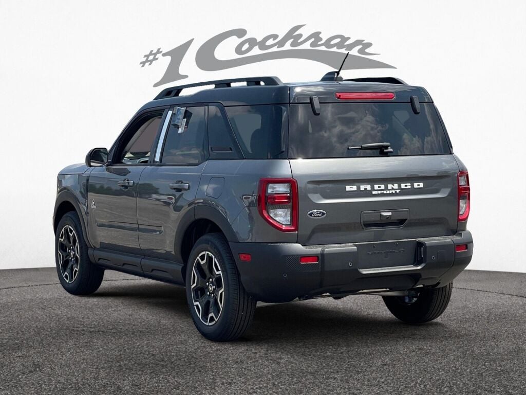 2025 Ford Bronco Sport Outer Banks photo 4