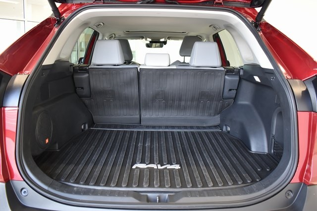 2024 Toyota RAV4 Hybrid Limited photo 9