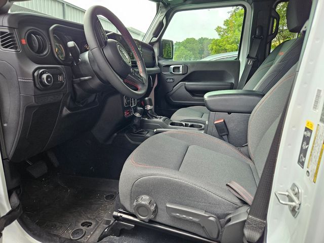 2024 Jeep Wrangler Rubicon photo 8