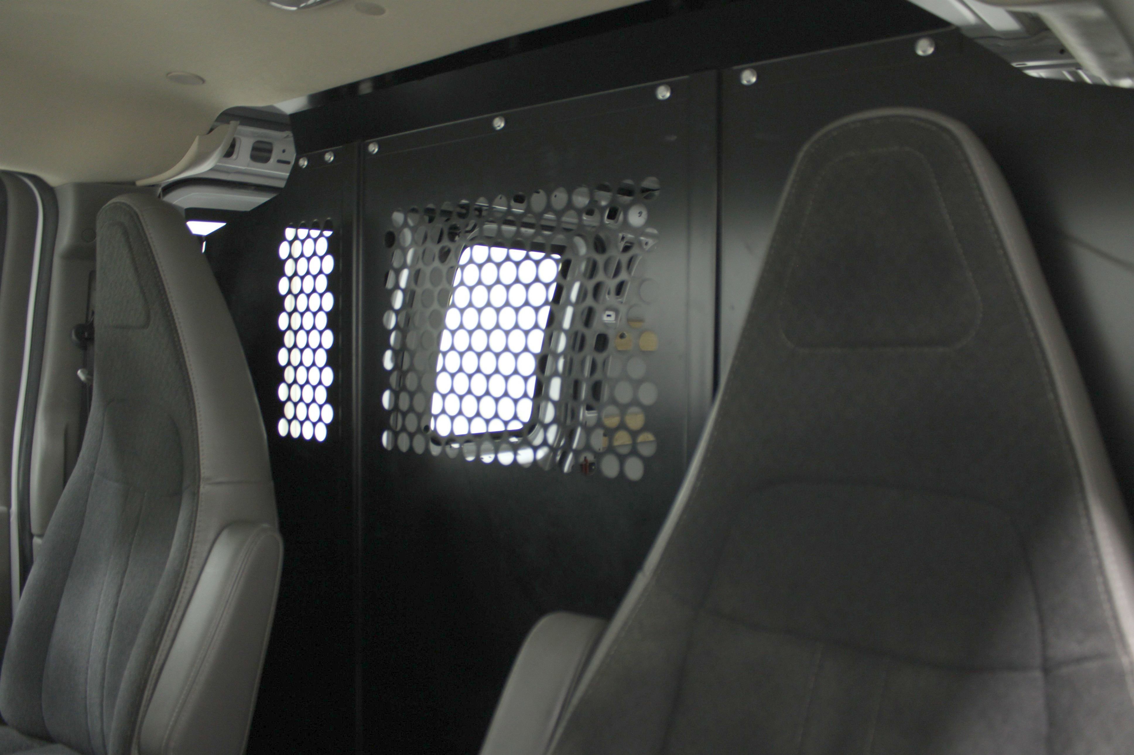 2022 Chevrolet Express 2500 Work Cargo Van photo 3