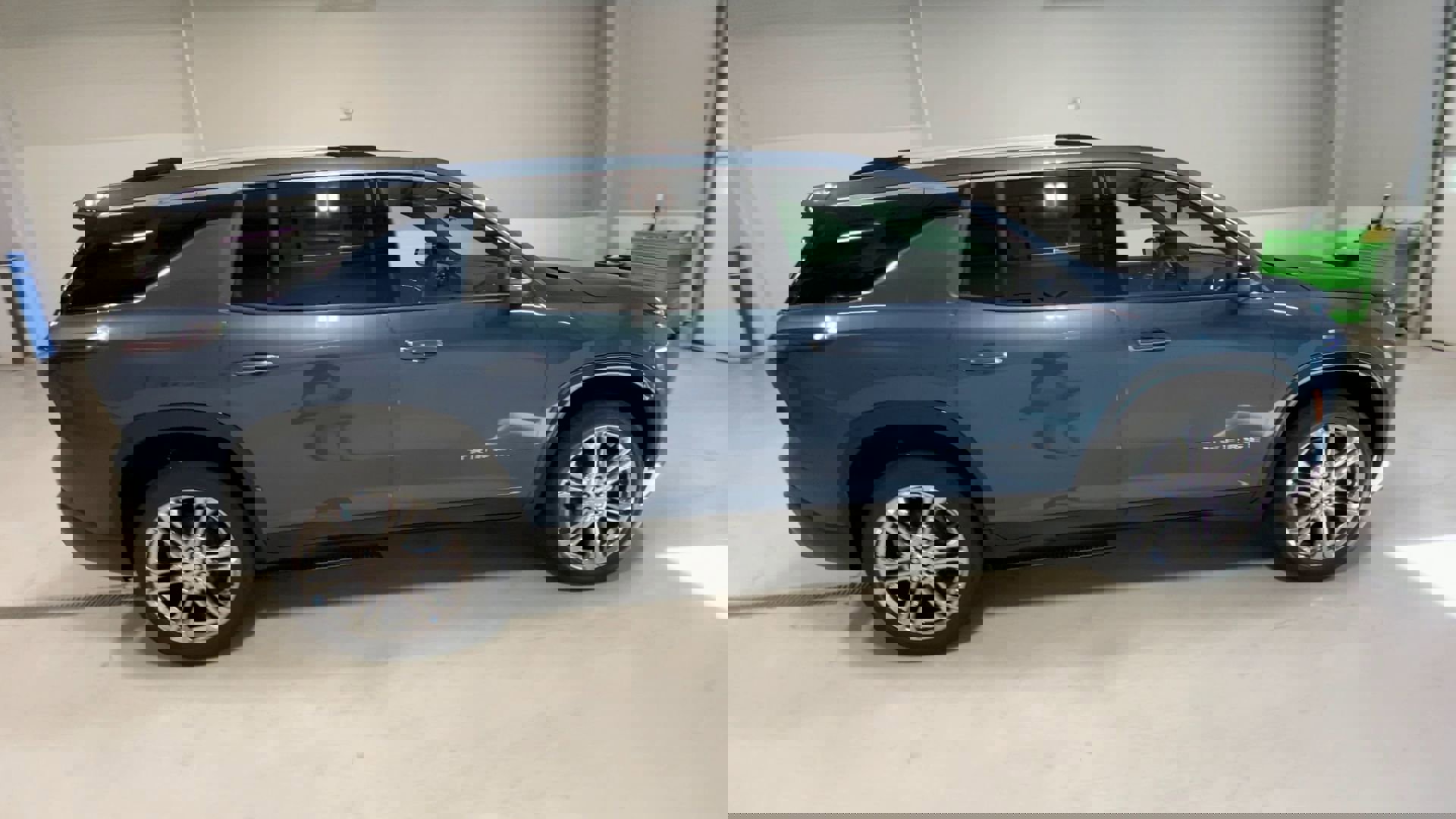 2026 Chevrolet Traverse High Country photo 9