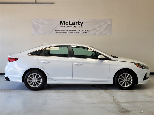 2019 Hyundai Sonata Eco photo 2