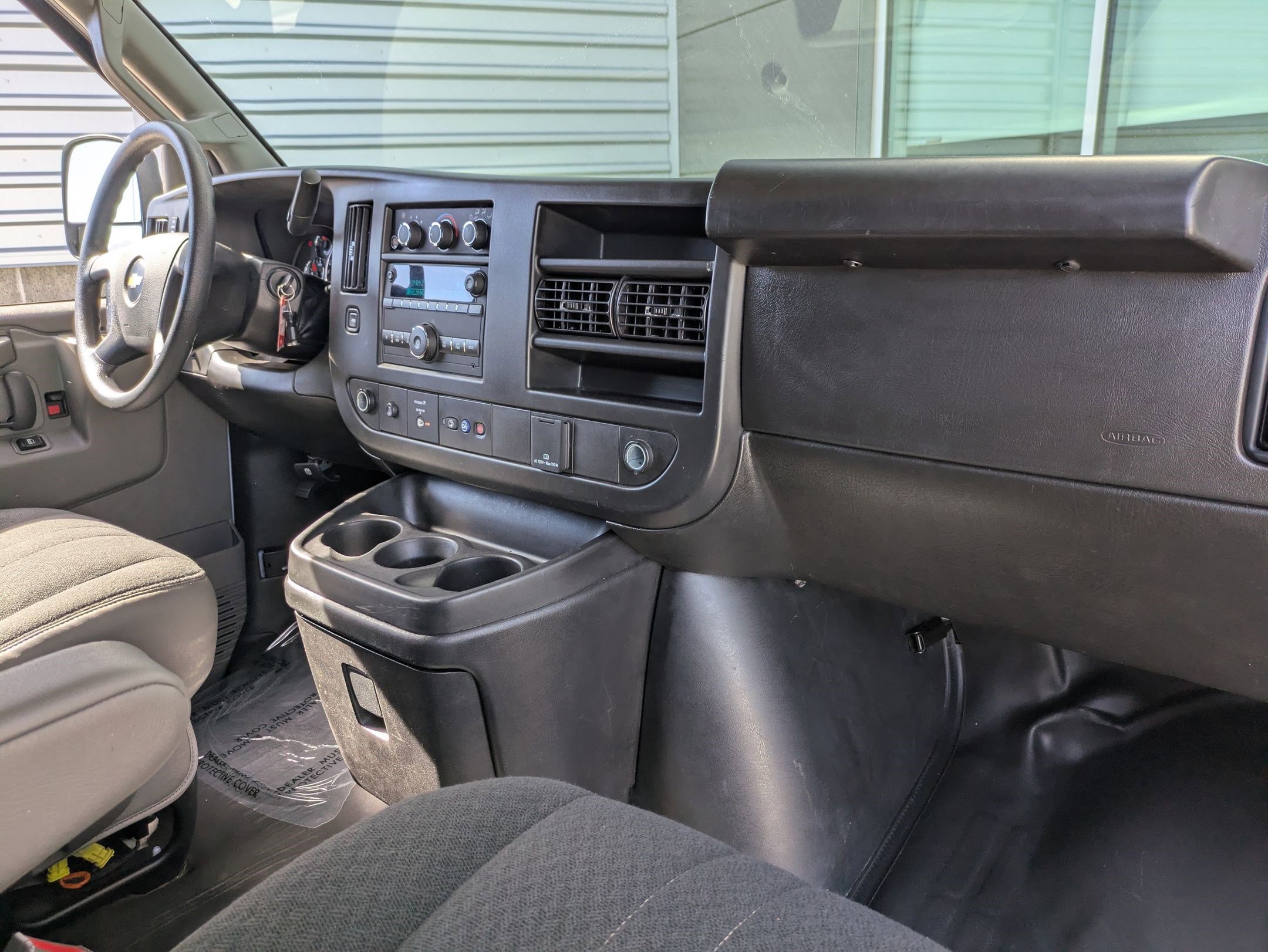 2023 Chevrolet Express Cargo Van photo 21