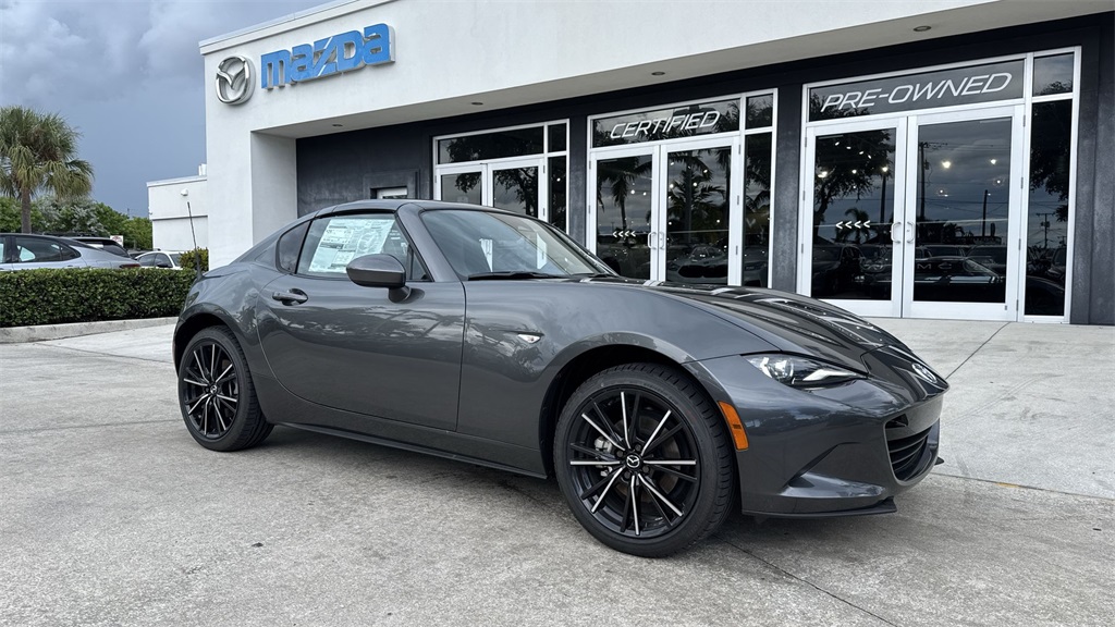 2025 Mazda MX-5 Miata Miata RF Grand Touring photo 6