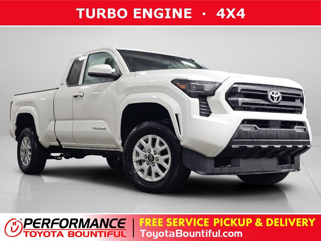 2025 Toyota Tacoma SR5's photo
