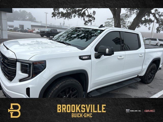 2022 GMC Sierra SLE's photo