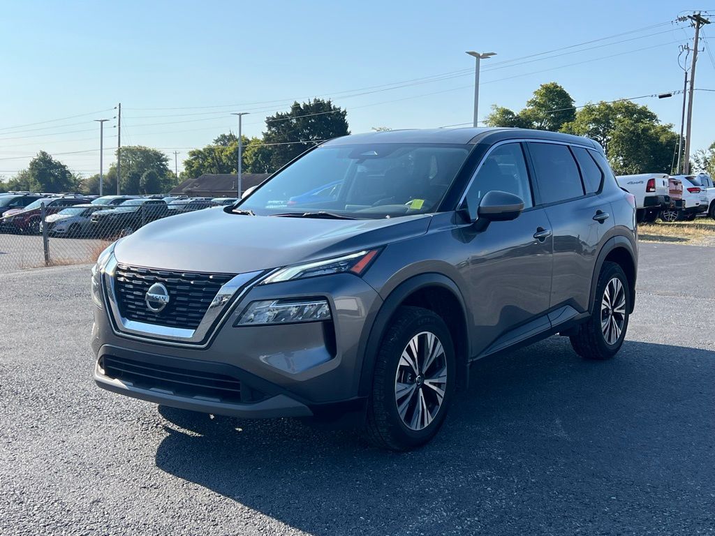 2021 Nissan Rogue SV photo 8