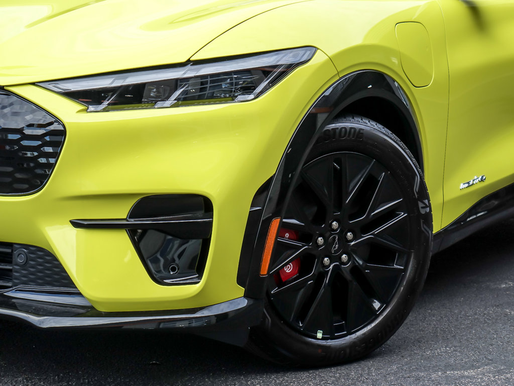 2025 Ford Mustang Mach-E Premium photo 2