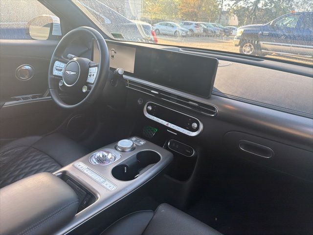 2024 Genesis GV60 Performance photo 13
