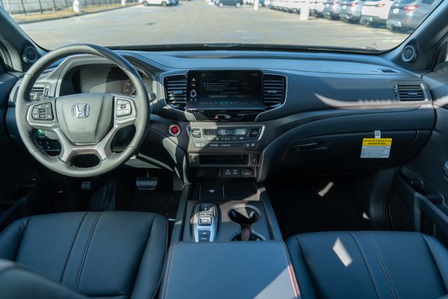 2025 Honda Ridgeline TrailSport photo 14