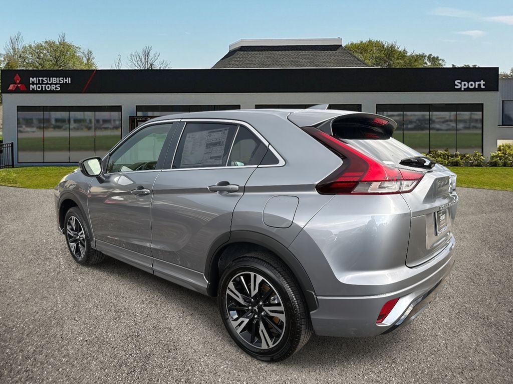 2025 Mitsubishi Eclipse Cross SEL photo 4