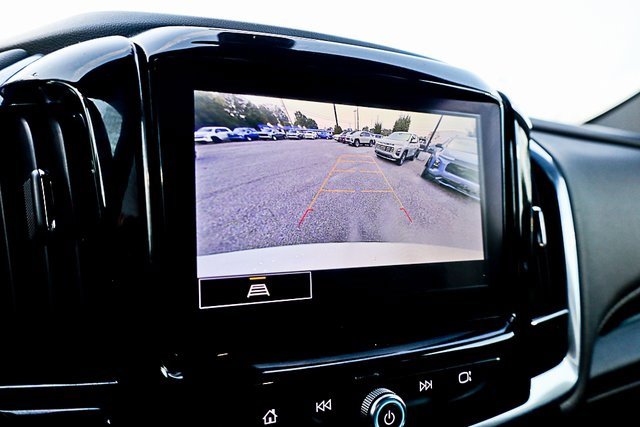 2023 Chevrolet Traverse Cloth photo 2