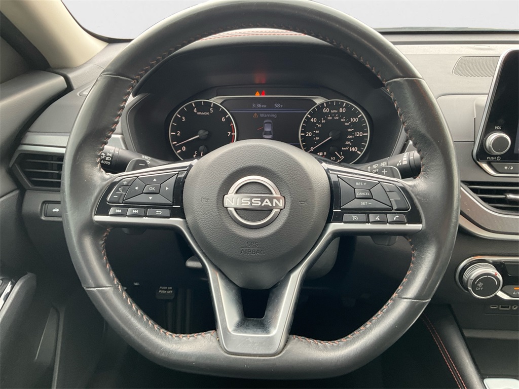 2023 Nissan Altima 2.5 SR photo 18