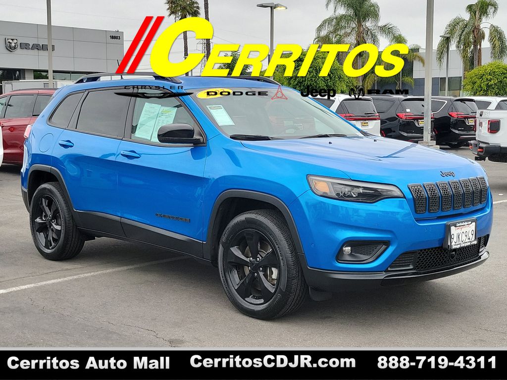 2023 Jeep Cherokee Altitude Lux