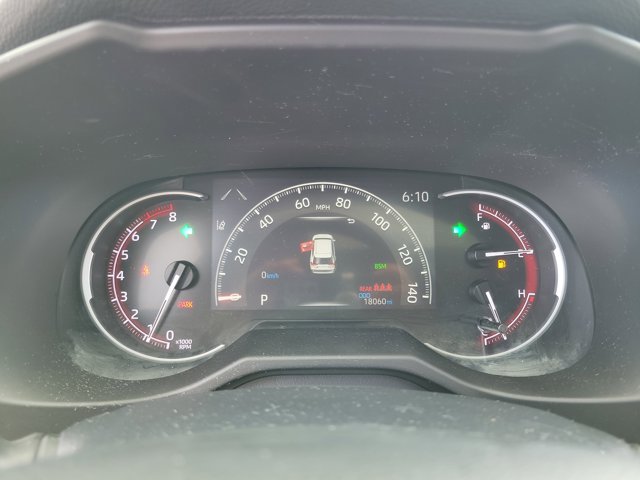 2024 Toyota RAV4 XLE Premium photo 23