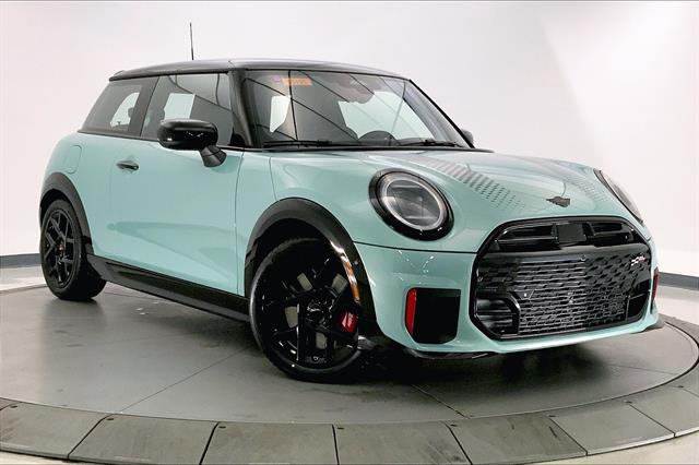 2026 MINI Hardtop 2 Door John Cooper Works's photo