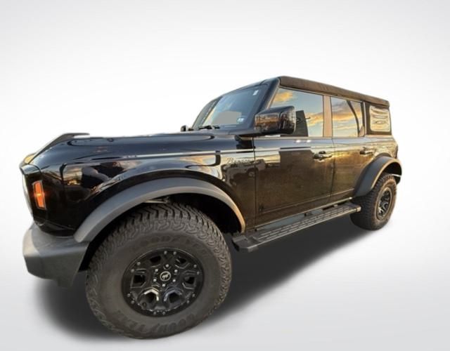 2024 Ford Bronco 4-Door Outer Banks's photo