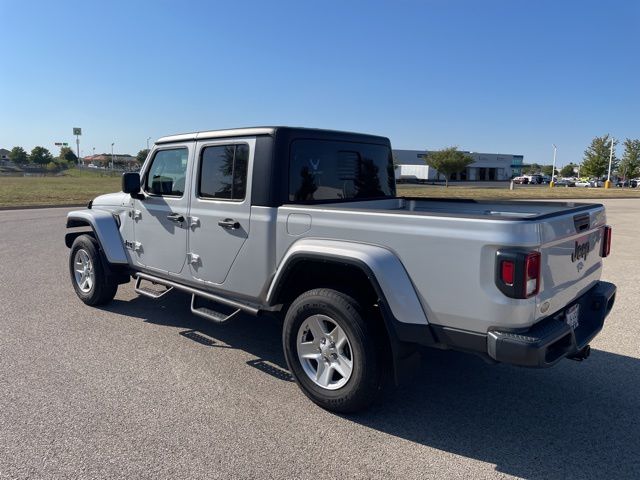 2022 Jeep Gladiator Sport photo 4