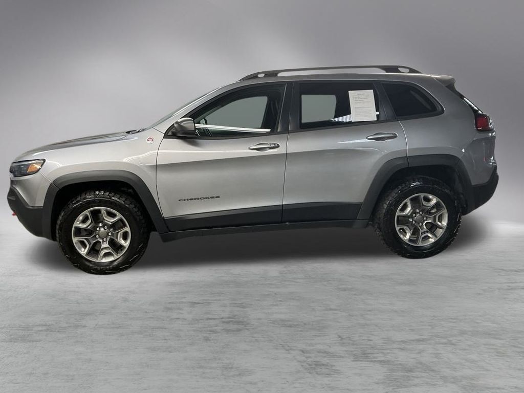 2019 Jeep Cherokee Trailhawk photo 2