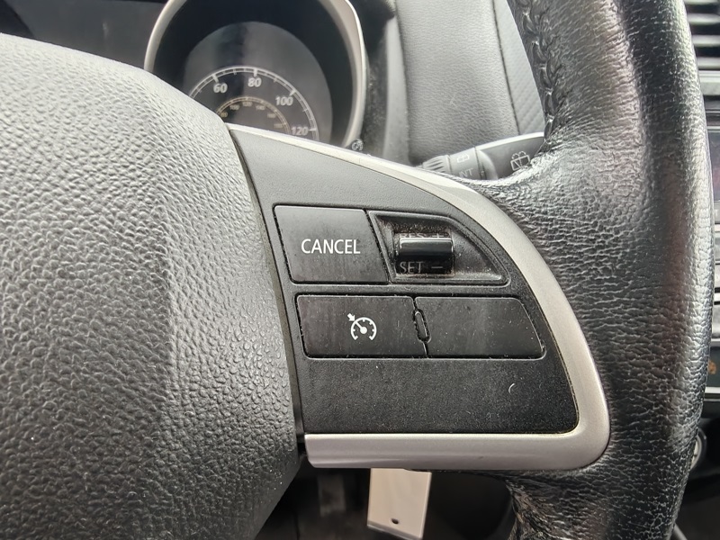 2015 Mitsubishi Outlander Sport ES photo 12
