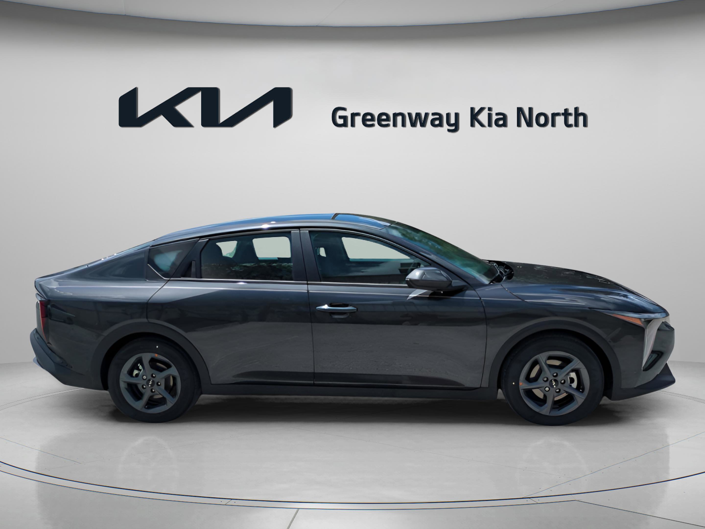 2025 Kia K4 LXS photo 9