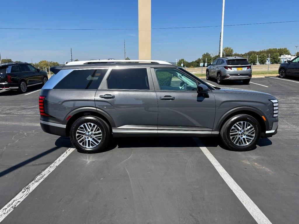 2026 Hyundai Palisade SEL photo 2