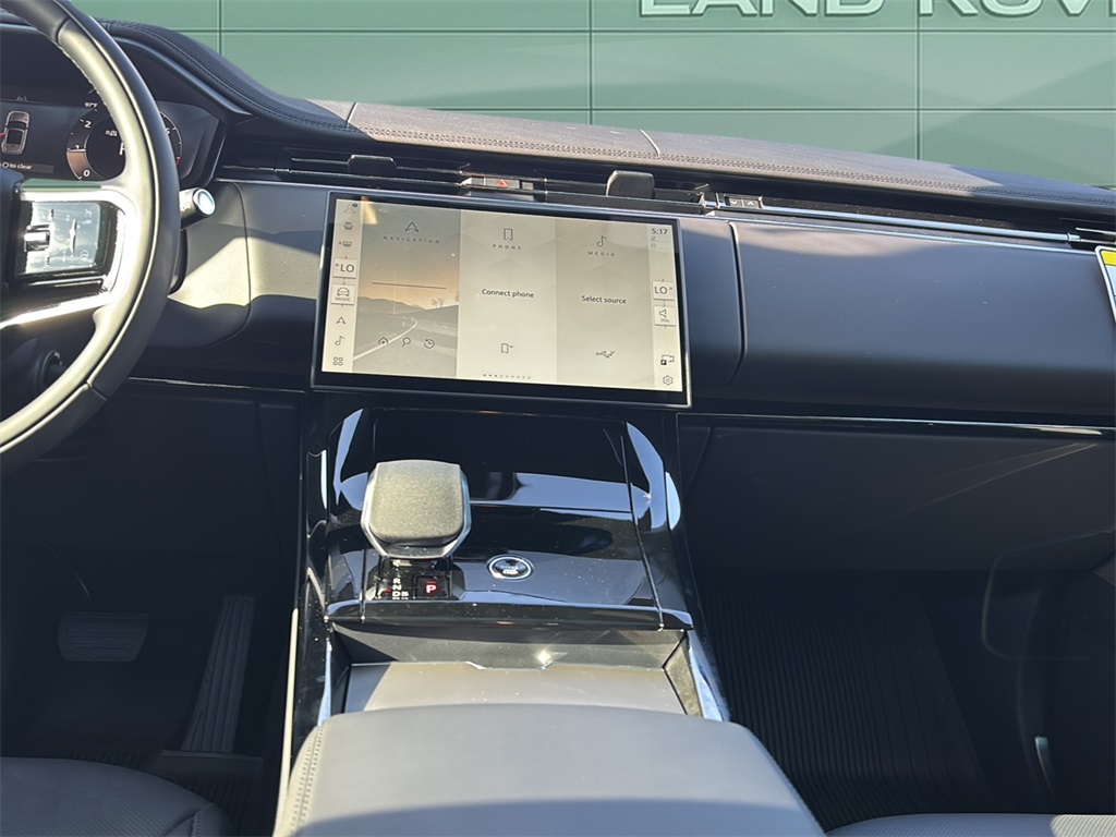 2025 Land Rover Range Rover Sport SE photo 9