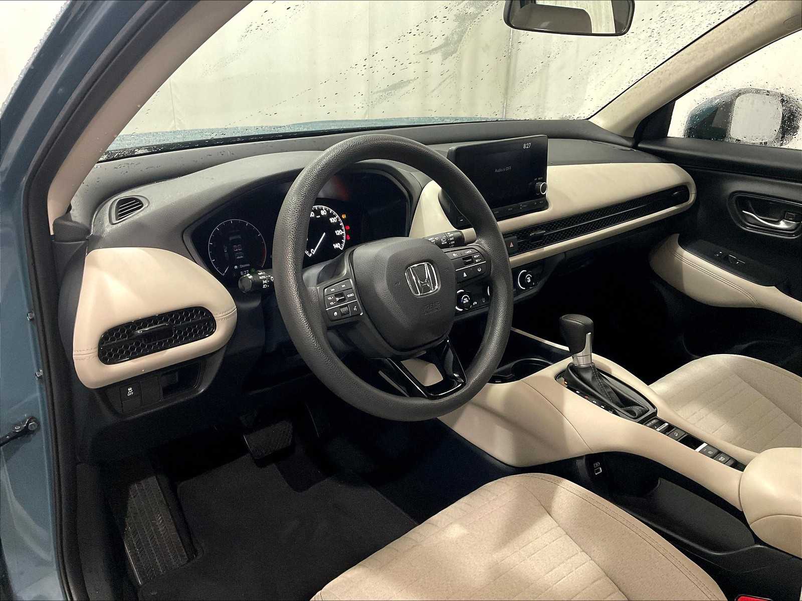 2023 Honda HR-V LX photo 8