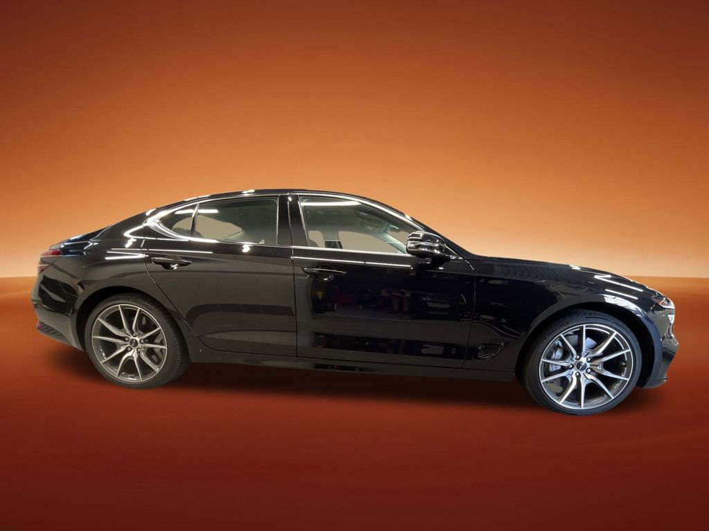 2025 Genesis G70 2.5T Sport Prestige photo 2