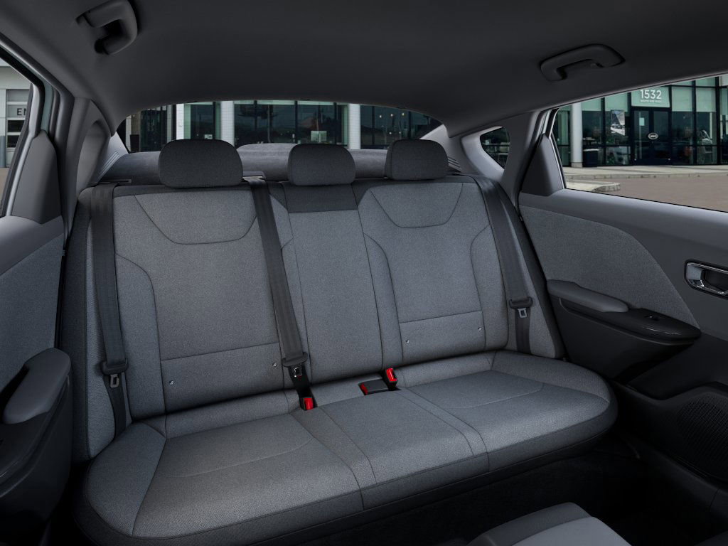 2025 Kia K4 LXS photo 14