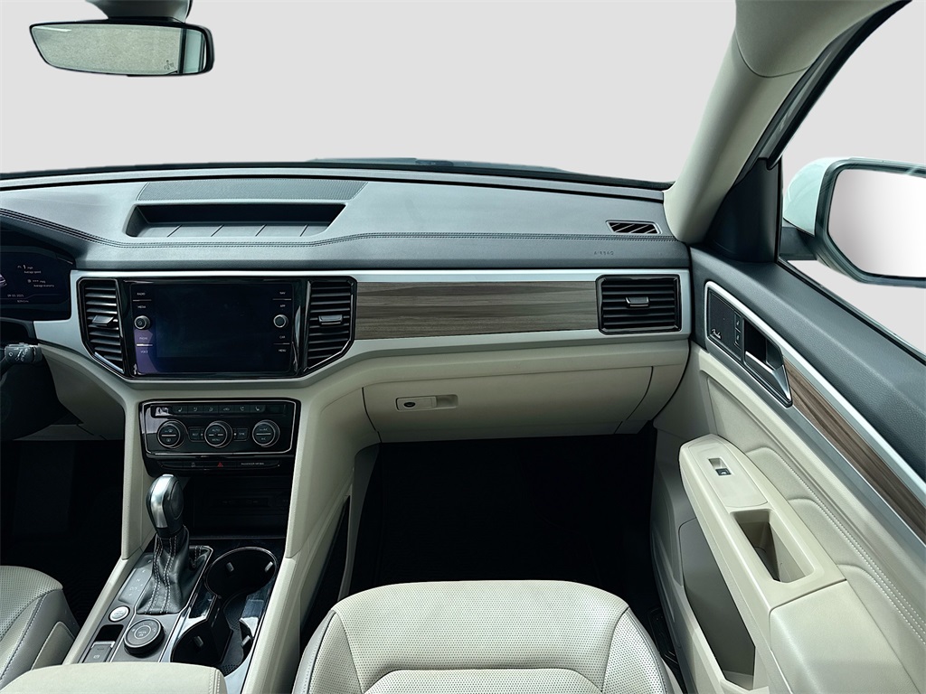 2021 Volkswagen Atlas SEL Premium photo 25