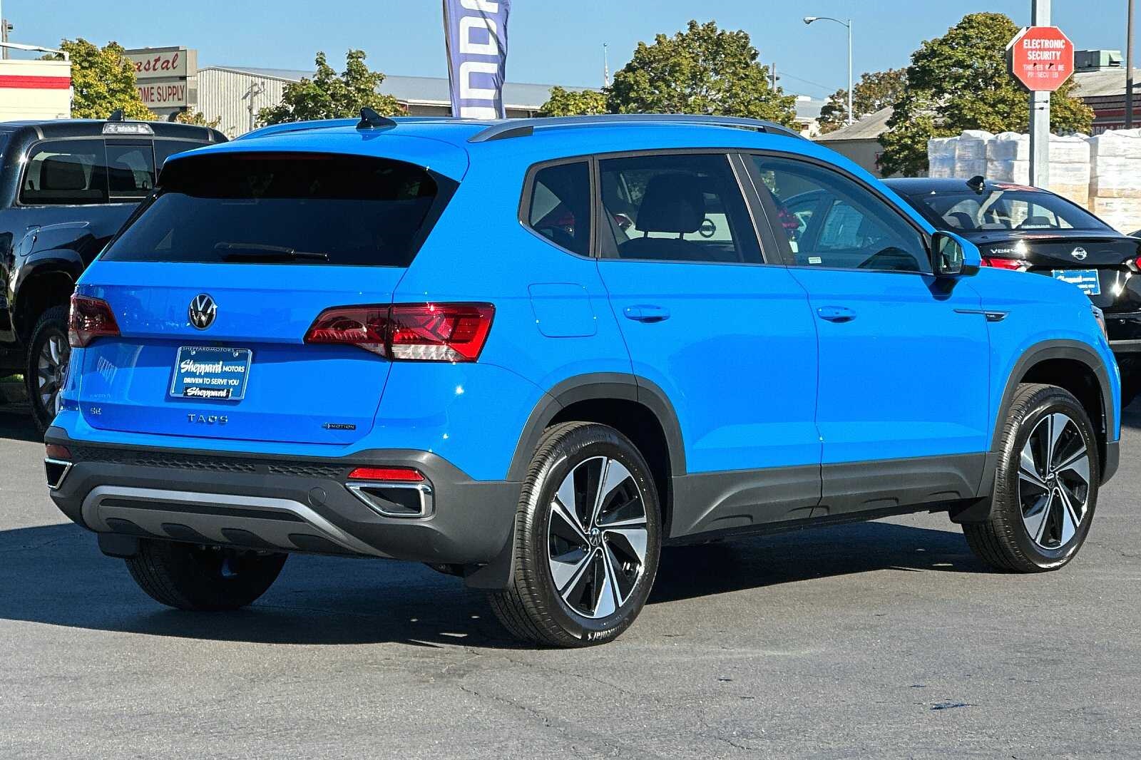 2024 Volkswagen Taos SE photo 4