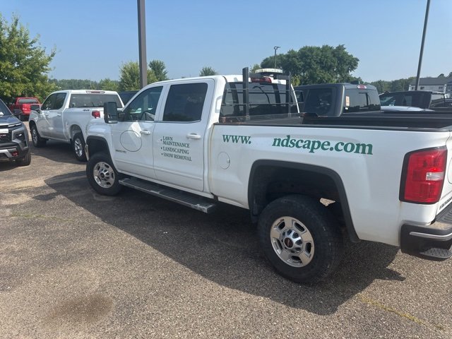 2017 Gmc Sierra 2500 HD SLE photo 4
