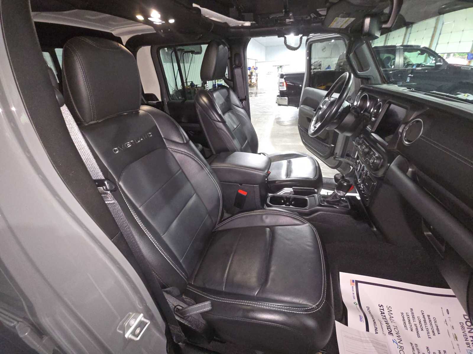 2022 Jeep Gladiator Overland photo 28