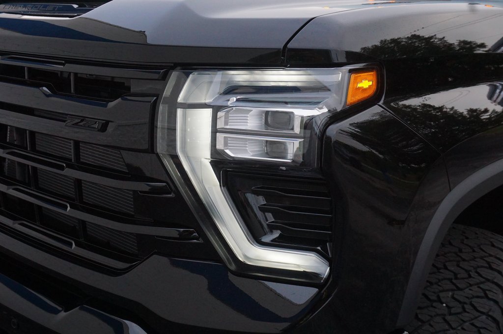 2026 Chevrolet Silverado 2500HD LTZ photo 35