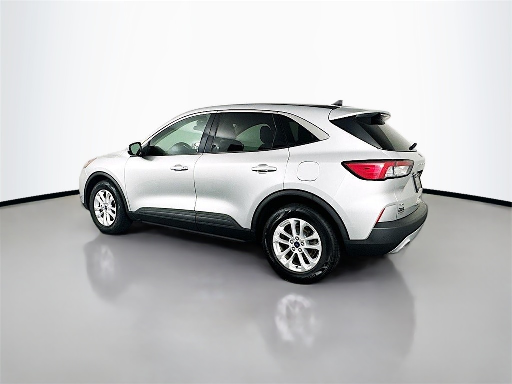 2020 Ford Escape SE photo 5