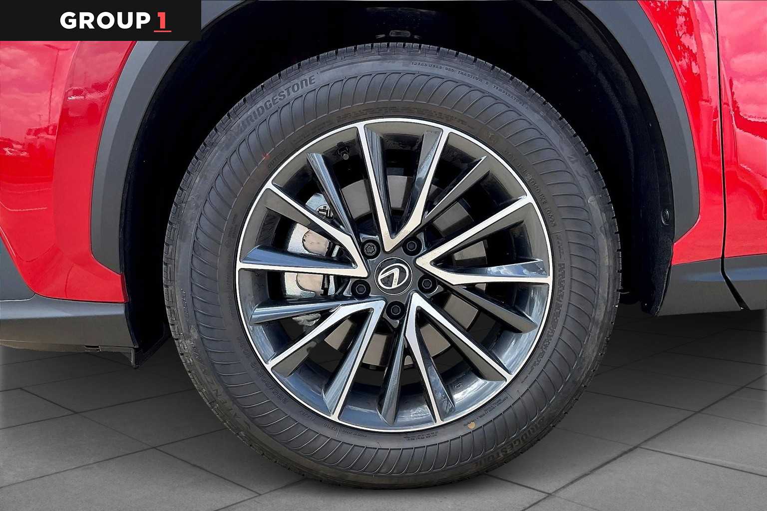 2025 Lexus NX Premium photo 8