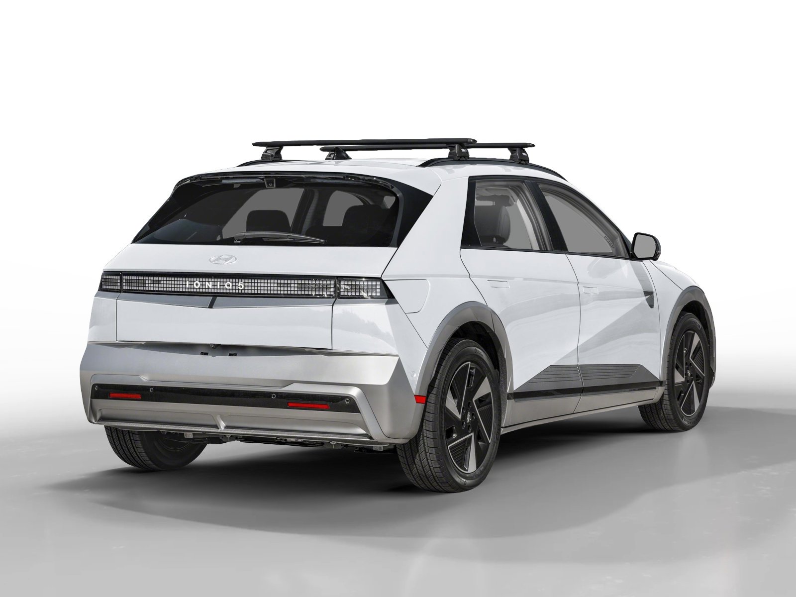 2026 Hyundai Ioniq 5 SEL photo 2