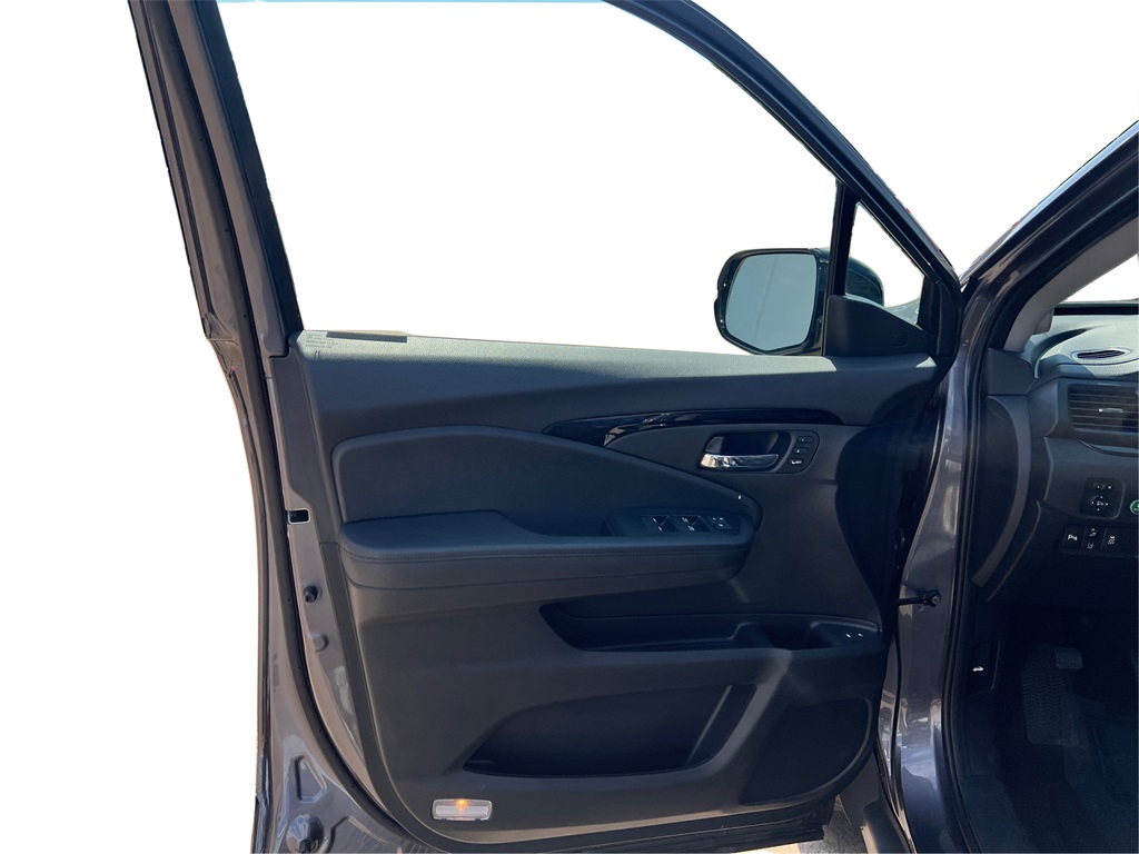 2022 Honda Pilot Touring photo 20